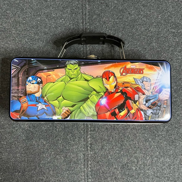 Tin box avengers - Picture 2 of 6